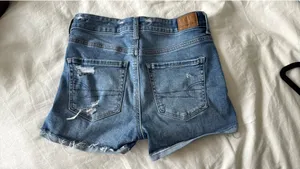 American Eagle Super Stretch Jean Shorts Size 4 thumbnail 2