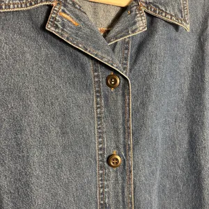 VTG Blair Blue Denim Shacket Overshirt Women Medium 100% Cotton Floral‎ Pockets thumbnail 4
