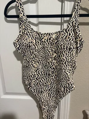 Aerie one pice bathing suit thumbnail 1