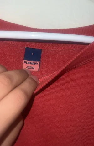 Old Navy Crew Neck thumbnail 3