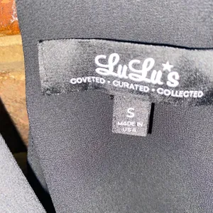 Lulu's Black Sleeveless Surplice Well Dressed Bodysuit Women's Size Small thumbnail 6
