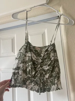 Green And White Floral Tank Top thumbnail 4