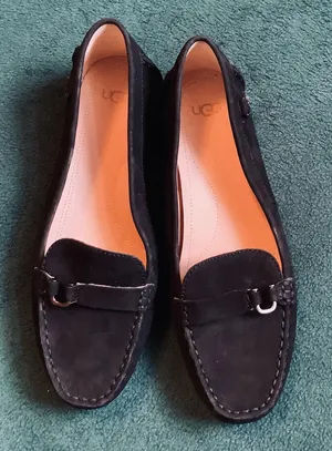 Women’s UGG suede leather loafers 🌟🌟🌟 thumbnail 1