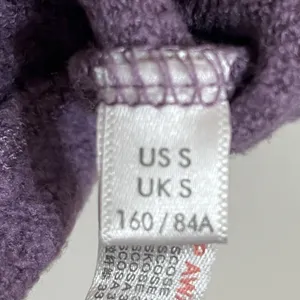 Urban Outfitters Long Sleeve Cropped Sweater‎ Twist Front Purple Size Small thumbnail 6