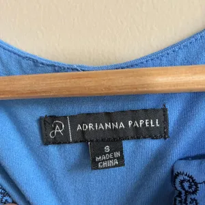 Adrianna Papell blue boho embroidered tank top flowy y2k style women's size S thumbnail 4