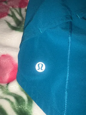 Lululemon High-Rise Speed Up Shorts 2.5" thumbnail 4
