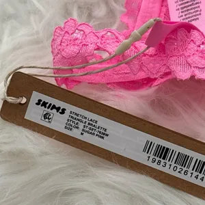 Skims Stretch Lace Triangle Bralette Sugar Pink Size Medium thumbnail 7