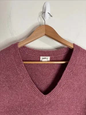 UpWest Resort & Mercantile V-Neck Plush Chunky Sweater Hi Lo Dusty Mauve size M thumbnail 3