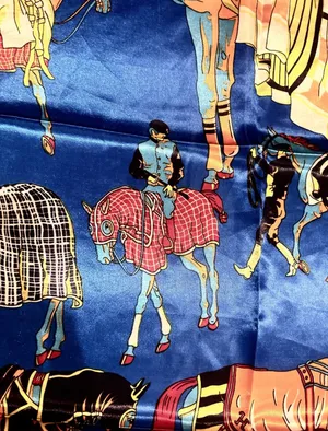 Vintage classic EQUESTRIAN horses PRINT SQUAR SILKy SCARF 35/35 thumbnail 8