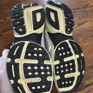 Women's V2K Run Running Sneakers thumbnail 5