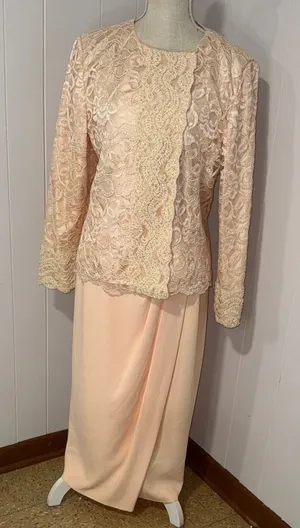 Christian Dior Elegant Lace Overlay Peach Dress Set thumbnail 1