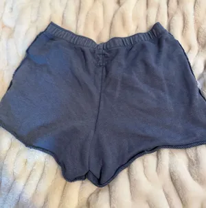 Aerie shorts thumbnail 1