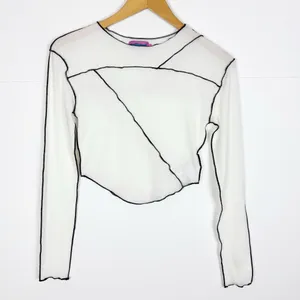 Edikted Top White Long Sleeve Crop Size Small thumbnail 1
