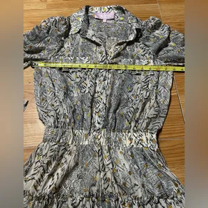 Ladies XS ‘Simply Ours’ boutique dress thumbnail 8