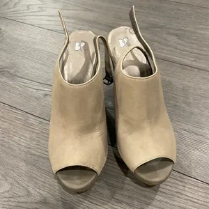 BP  heels thumbnail 5