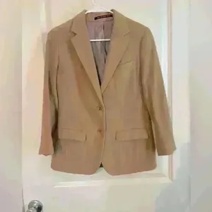 VTG Saint Laurie 2 Button Tan Wool Blazer thumbnail 2