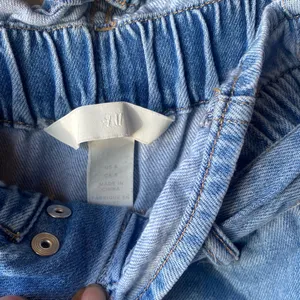 H&M Light Blue High Waist Women's Shorts thumbnail 2