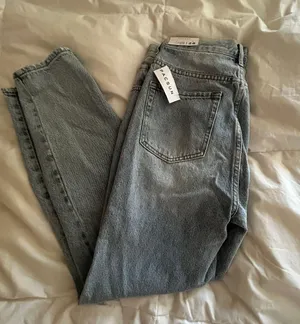 PacSun Highwaisted Jeans thumbnail 1