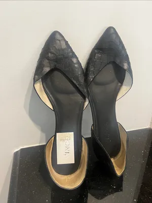 Vince Black Croc-Embossed Pointed D'Orsay Flats thumbnail 4