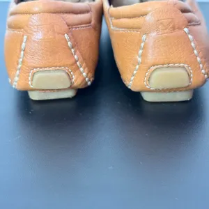 Michael Kors Driving Loafers Womens 5.5 Tan Leather Moc Toe Slip On Shoes thumbnail 11