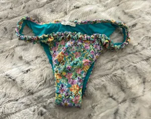 Bikini bottoms lulus thumbnail 1