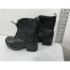 Womans Excellent Condition Soda Chunky Platform Combat Boots 8.5 Black Lug Heel thumbnail 2