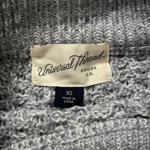 Universal Threads Blue sweater thumbnail 2