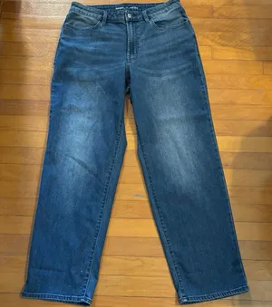 Old Navy Size 12 High Rise WOW Loose Jeans thumbnail 1