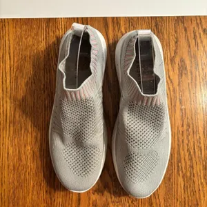 Danskin Womens Cheerful Gray Slip on Sneakers Workout Walking‎ Breathable Sz 9 thumbnail 2