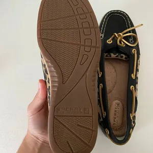 Sperry’s women’s leopard print slip on‎ shoes — size 7.5 thumbnail 5