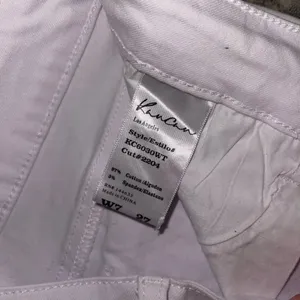 lightly worn jeans White Size 27 thumbnail 4