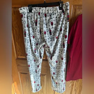 Pajama Set Size XL Time for Wine Top & Fleece Pants Wine Glasses Daydream thumbnail 6