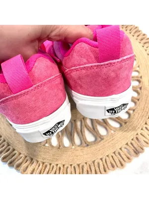 NWOT Vans Knu Skool Sneakers Pink Glo Leather Size W6 Skater Sporty thumbnail 7