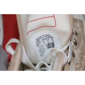 Converse Crochet Off-White & Beige Chuck 70 Hi Sneakers thumbnail 8