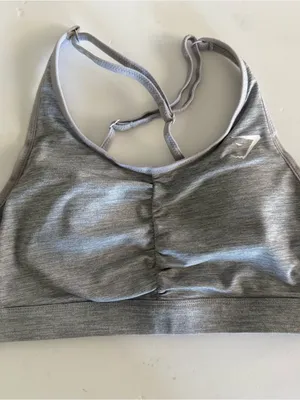 Gymshark FlexMotion Cross-Back Training Sports Bra in Light Grey. Size Medium thumbnail 3