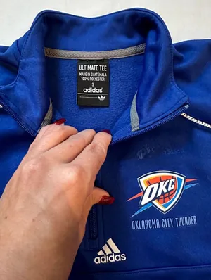 Adidas Women's Oklahoma City Thunder NBA Quarter Zip Pullover Sz S Blue thumbnail 2