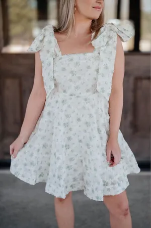 Mable WHITE & SAGE FLORAL MINI‎ DRESS size medium NWT thumbnail 1