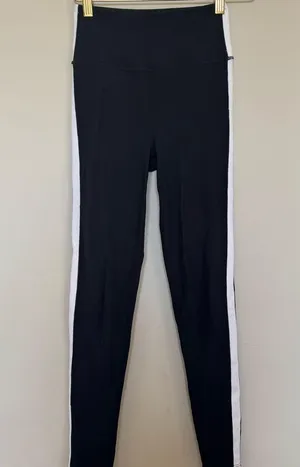 Women's Black and White Strappy Sports Bra thumbnail 5