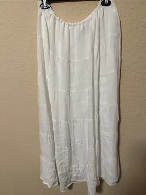 SNDYS. Women's White Tiered Maxi Skirt with Drawstring Waist thumbnail 3