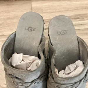 UGG Australia Dark Gray Fleece Kaylee Wooden Platform Clogs Size 9 thumbnail 6