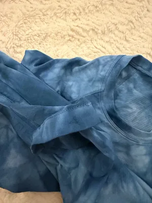 Lululemon Shirt thumbnail 2
