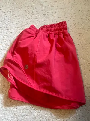 Lululemon Hotty Hot Shorts thumbnail 2