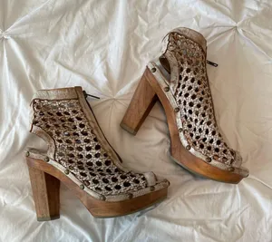 4 inch Wooden platform heel with leather weave detail thumbnail 2