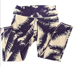 NWT fabletics leggings! Super soft and cute! thumbnail 1