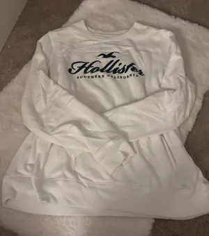 white and navy sweatshirt thumbnail 1