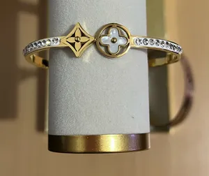 Super elegant bracelet Gold thumbnail 1
