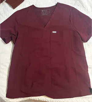 FIGS Scrub Top thumbnail 1