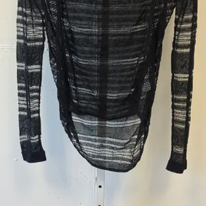 Trouve Sheer Mesh Open Knit Linen Blend High Low Top Long Sleeve Monochrome XS thumbnail 4