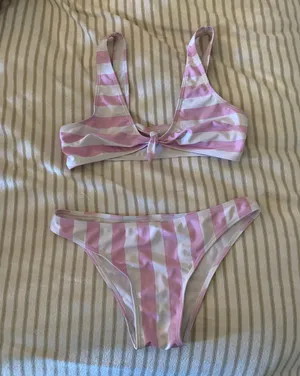 Zaful Pink And White Striped Bikini thumbnail 1