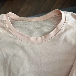 Lululemon Swiftly Tech Long Sleeve 2.0 in Feather Pink thumbnail 7
